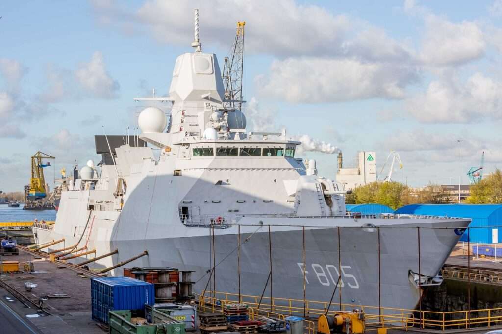 HNLMS Evertsen on Voyage