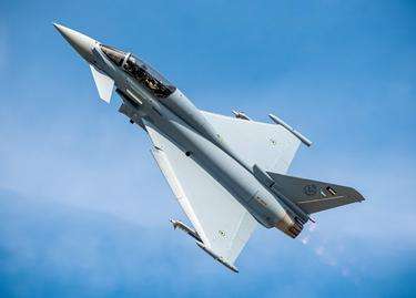 Eurofighter Typhoon landing